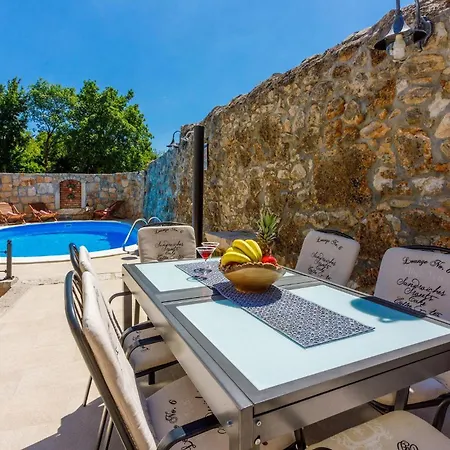 Holiday home Siesta *